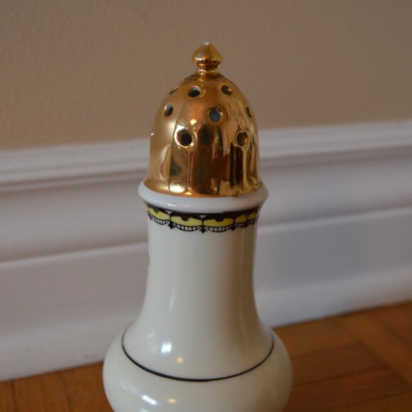 VTG Noritake Handpainted Sugar Shaker Made in Japan Gold Top Serveware Pottery. - Picture 4 of 8